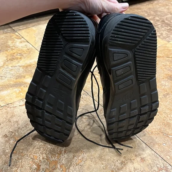 🔥EUC🔥 Nike air max shoes size M7.5/W9 - Picture 7 of 7